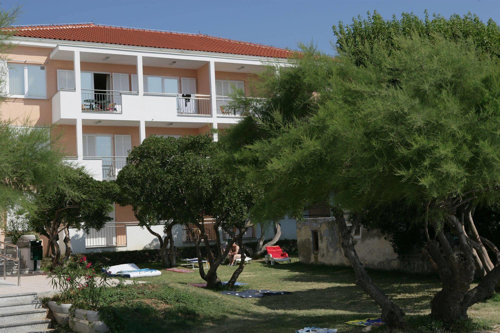 Valamar Villa Adria Baška Kültér fotó